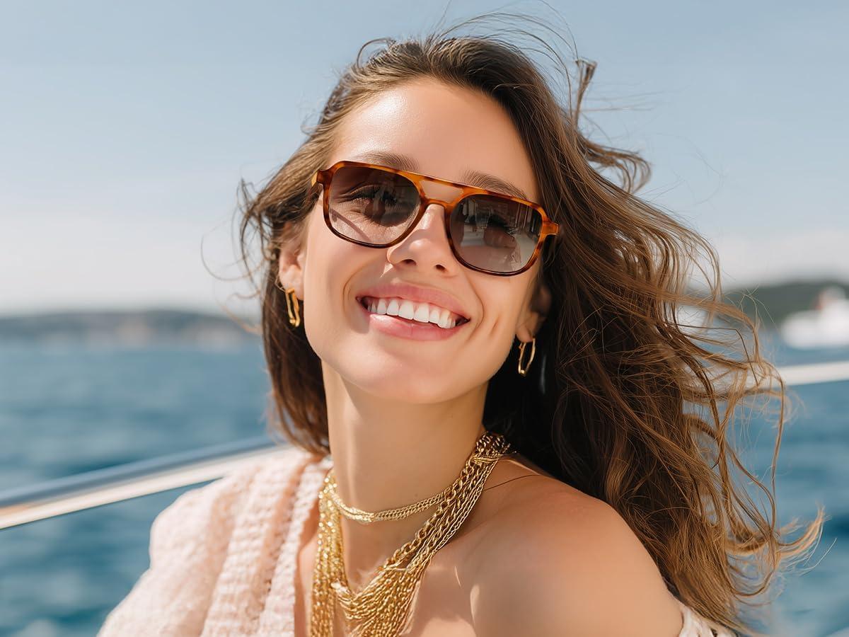 image:imageFEISEDY Retro Square Aviator Sunglasses Women Men 70s Vintage Trendy Plastic Frame Sun Glasses B4158Yellow Tortoise Black